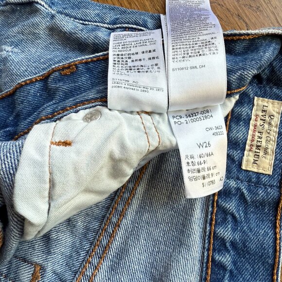 Levi's 501 women's denim shorts - Picture 3 of 3